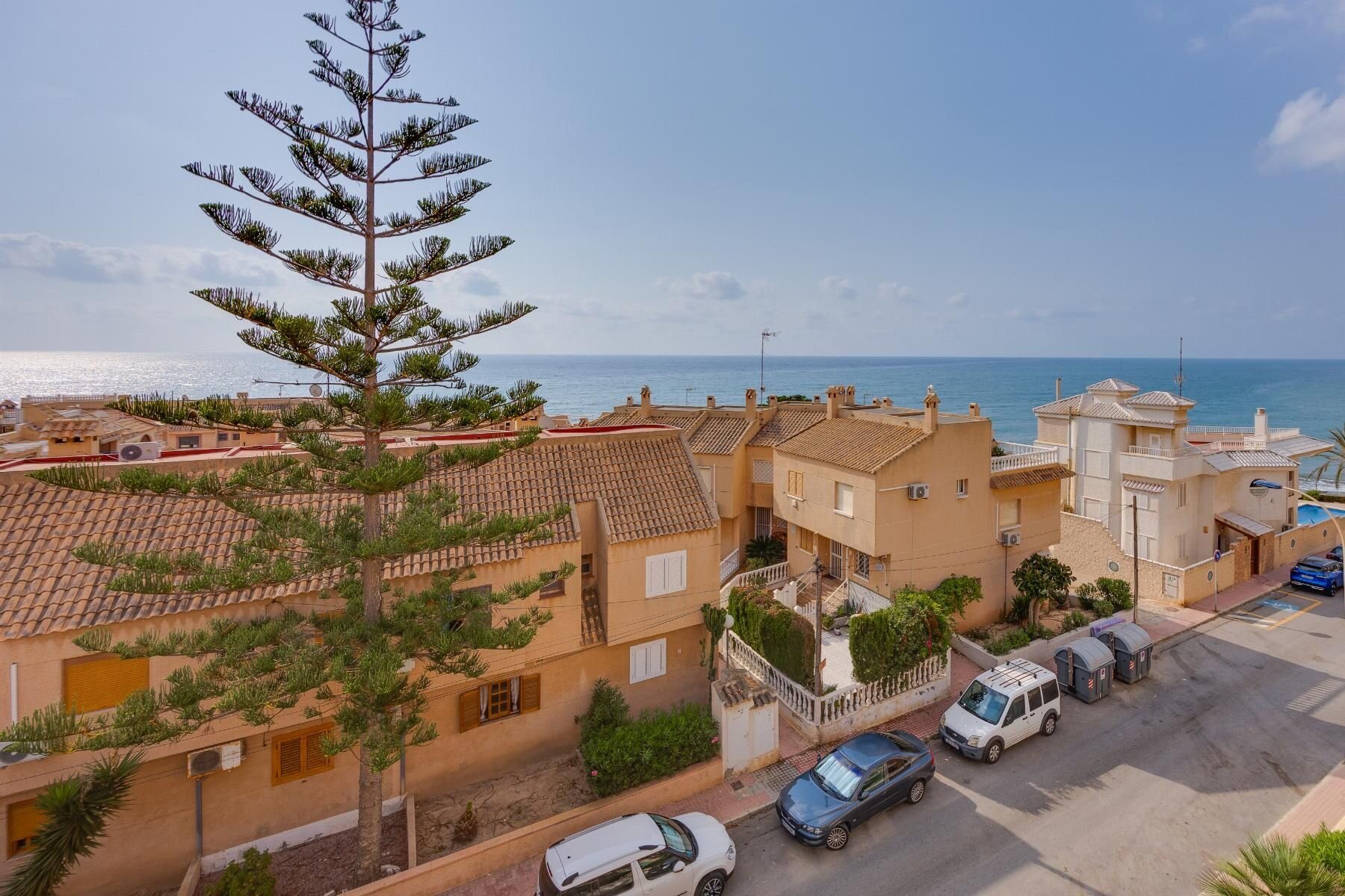 2-Bedroom Apartment in Cabo Cervera, Torrevieja - Image 3