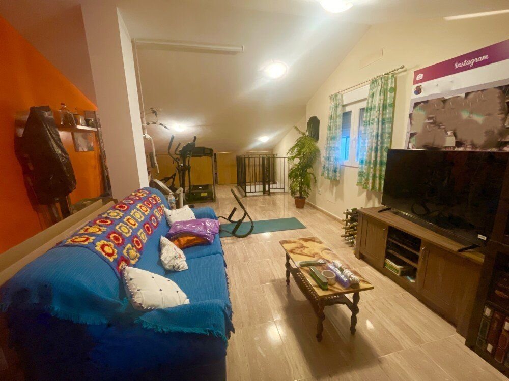 3-Bedroom Penthouse in Zona Pueblo, Pilar de la Horadada - Image 2