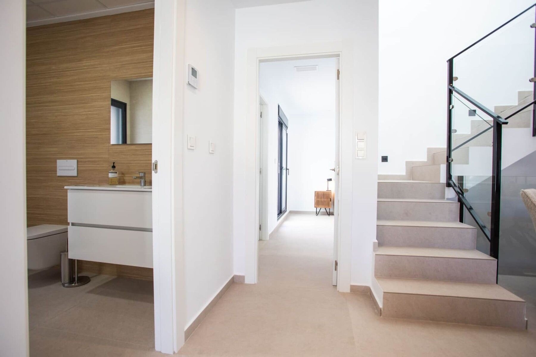 3-Bedroom Villa in Comunidad Valenciana, Dolores - Image 32