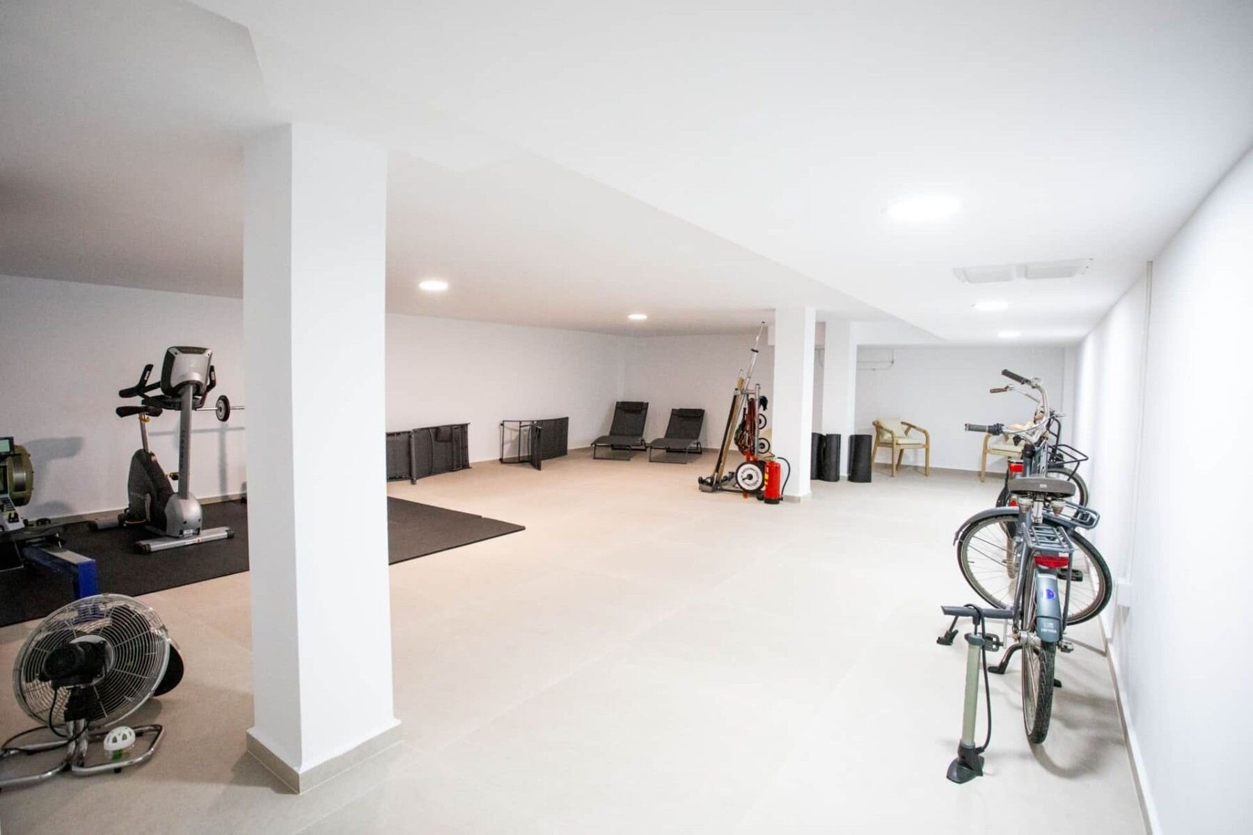 3-Bedroom Villa in Comunidad Valenciana, Dolores - Image 35