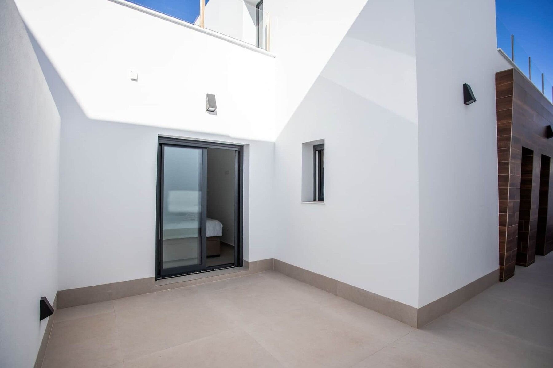 3-Bedroom Villa in Comunidad Valenciana, Dolores - Image 36