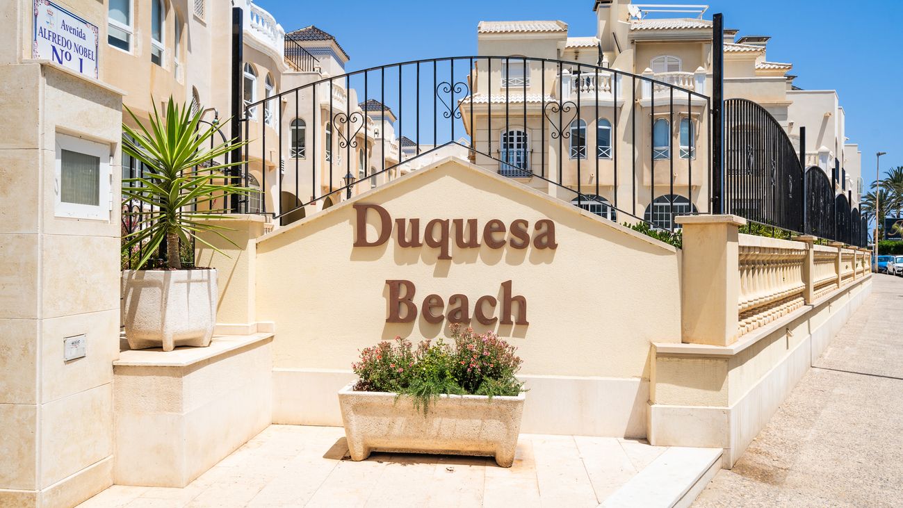 2-Bedroom Apartment in Centro, Torrevieja - Image 15