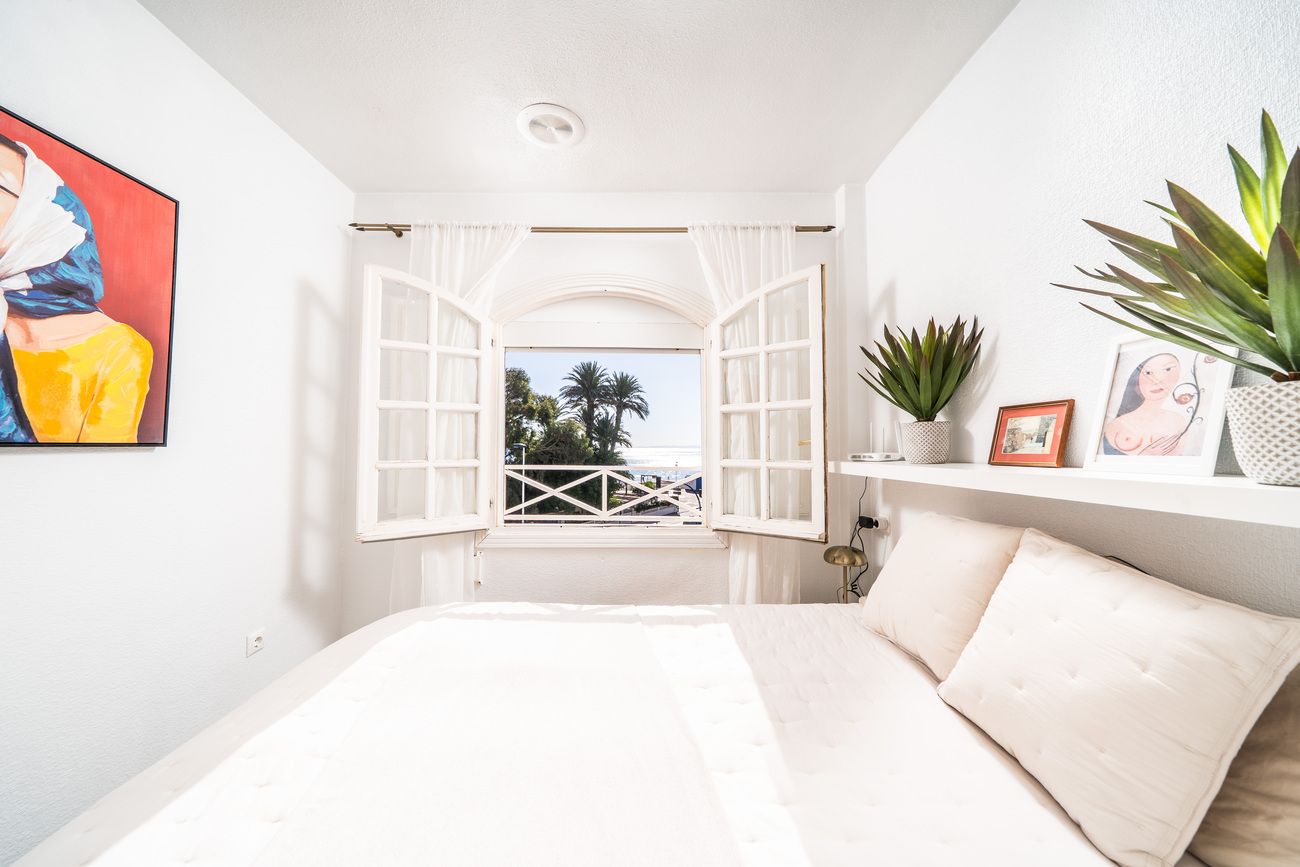 2-Bedroom Apartment in Centro, Torrevieja - Image 2