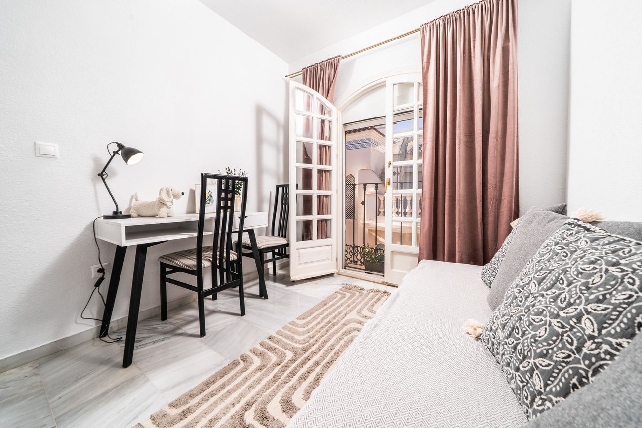 2-Bedroom Apartment in Centro, Torrevieja - Image 21