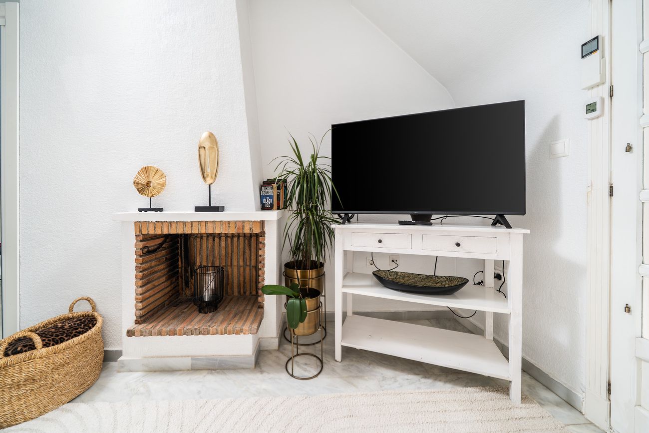2-Bedroom Apartment in Centro, Torrevieja - Image 28