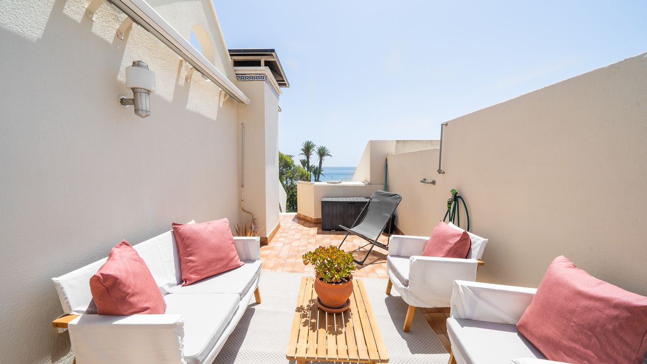 2-Bedroom Apartment in Centro, Torrevieja - Image 38