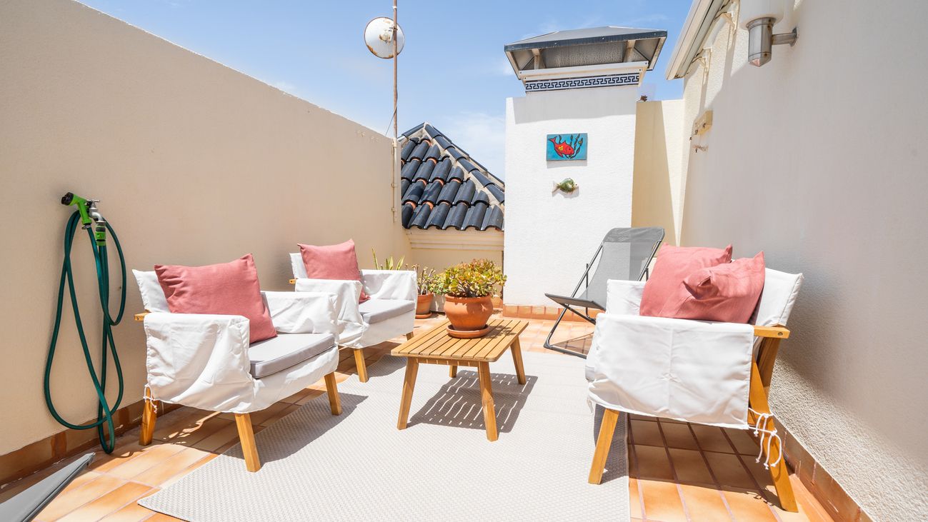 2-Bedroom Apartment in Centro, Torrevieja - Image 6