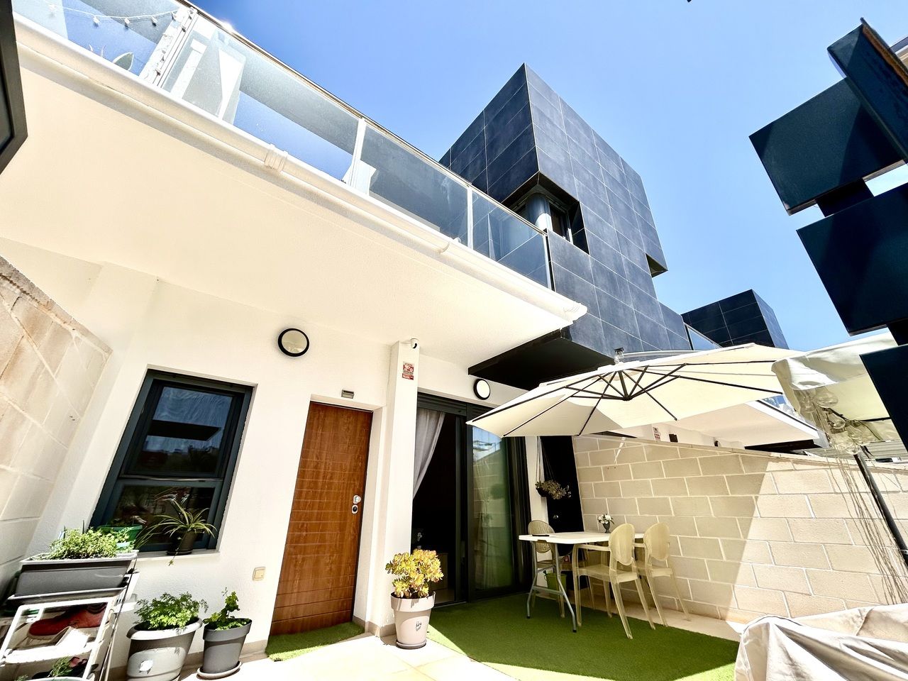 3-Bedroom House in Lomas de Cabo Roig-los Dolses, Orihuela Costa - Image 1