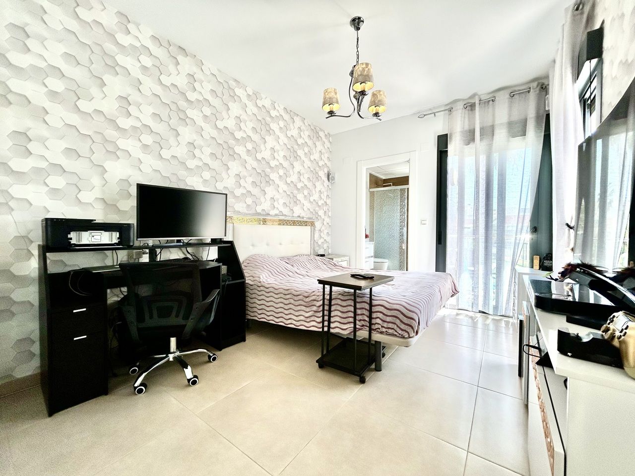 3-Bedroom House in Lomas de Cabo Roig-los Dolses, Orihuela Costa - Image 16