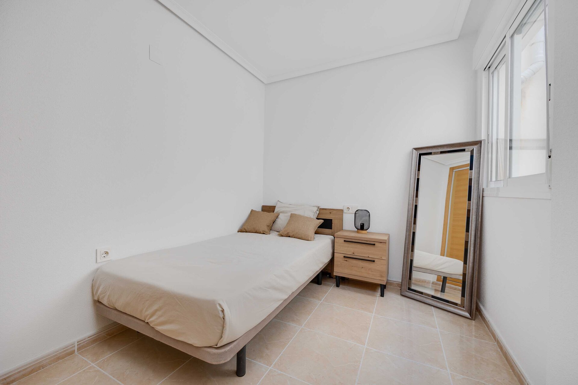 3-Bedroom Apartment in San Fulgencio - Image 15