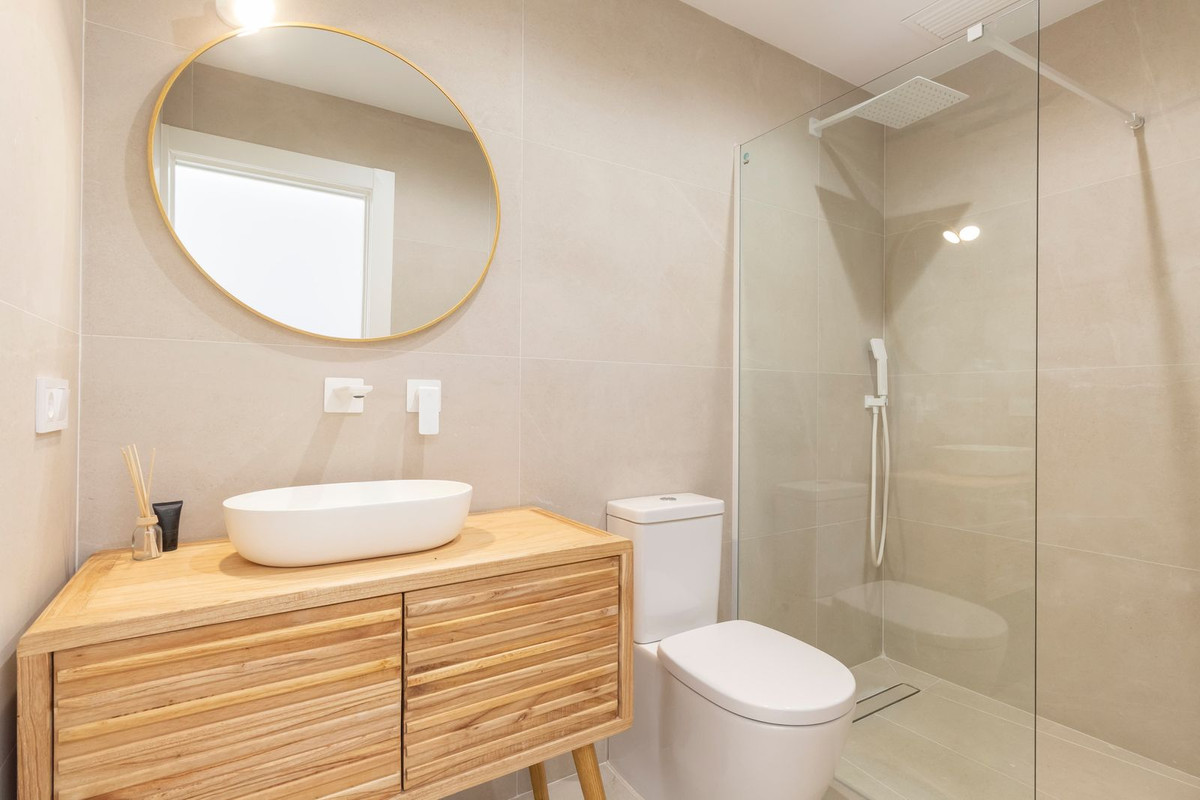 3-Bedroom Detached House in  Torrevieja | Sunny Casas - C... - Image 10