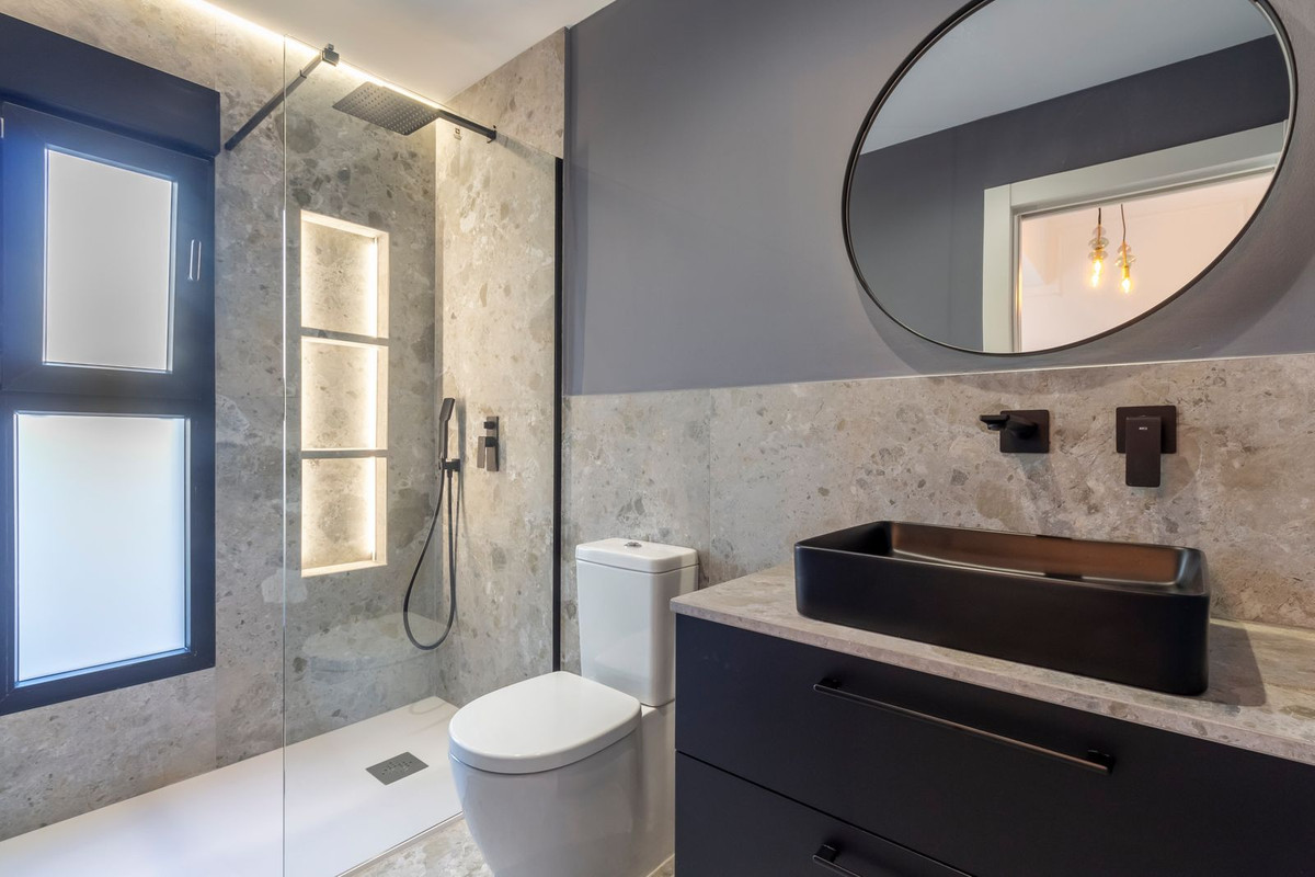 3-Bedroom Detached House in  Torrevieja | Sunny Casas - C... - Image 12