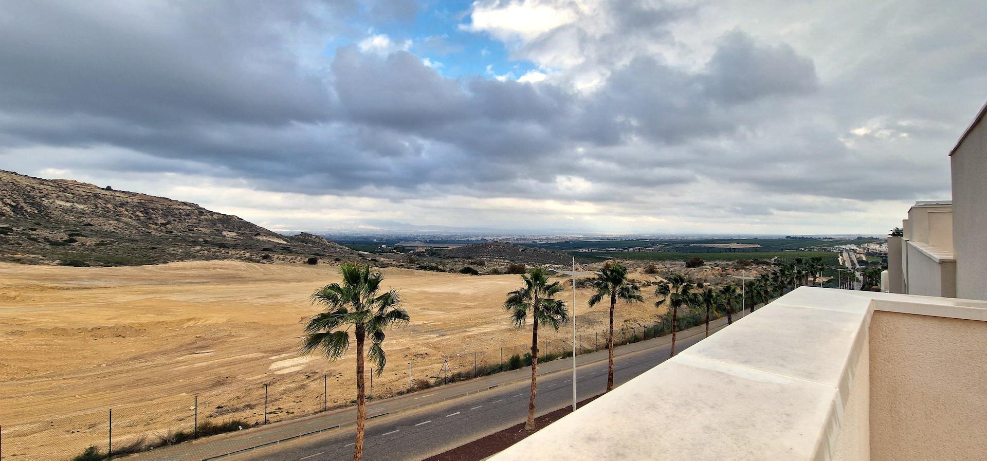 Bungalow met 3 Slaapkamers in Comunidad Valenciana, Algorfa - Image 40