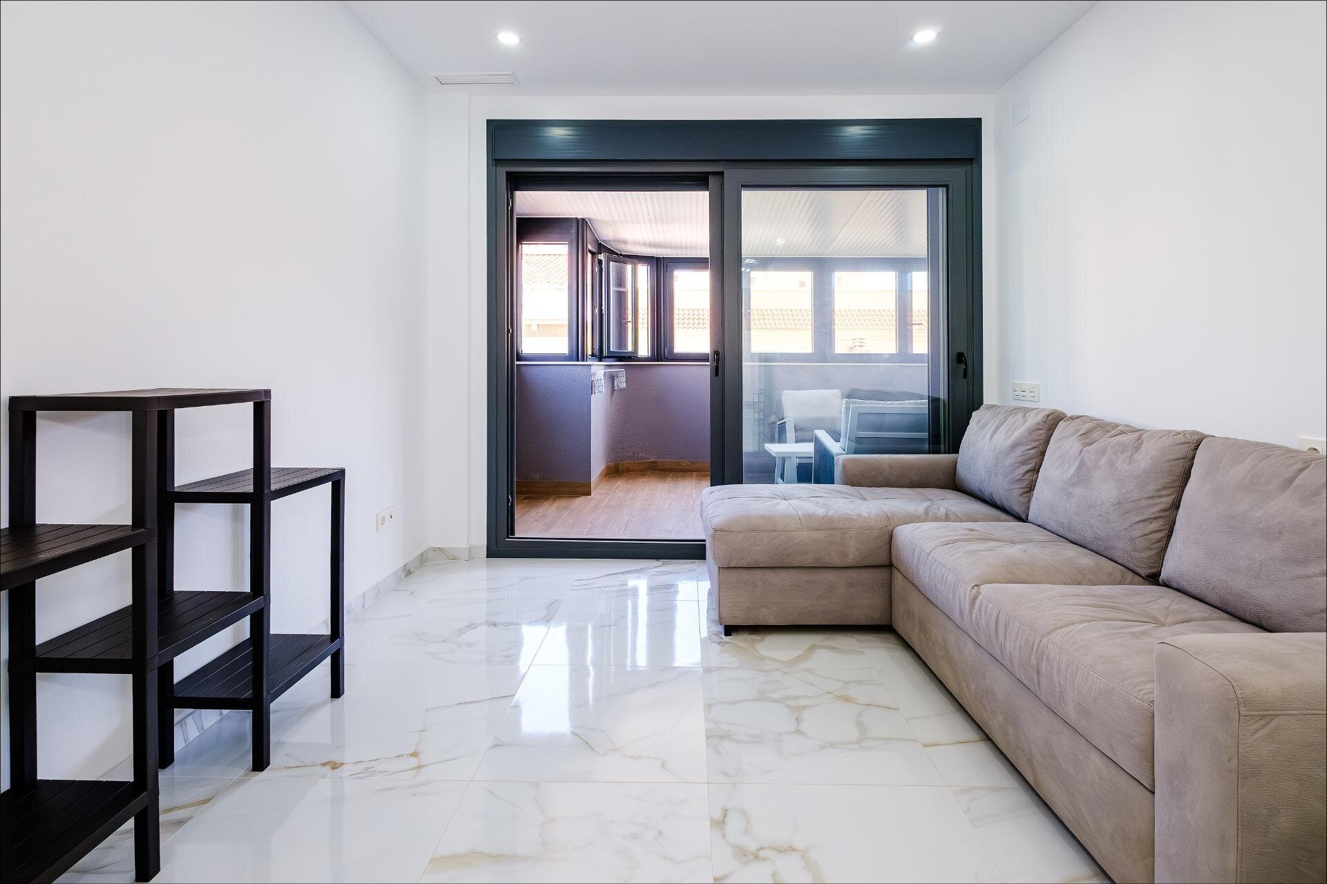 4-Bedroom Apartment in Estacion de Autobuses, Torrevieja - Image 13