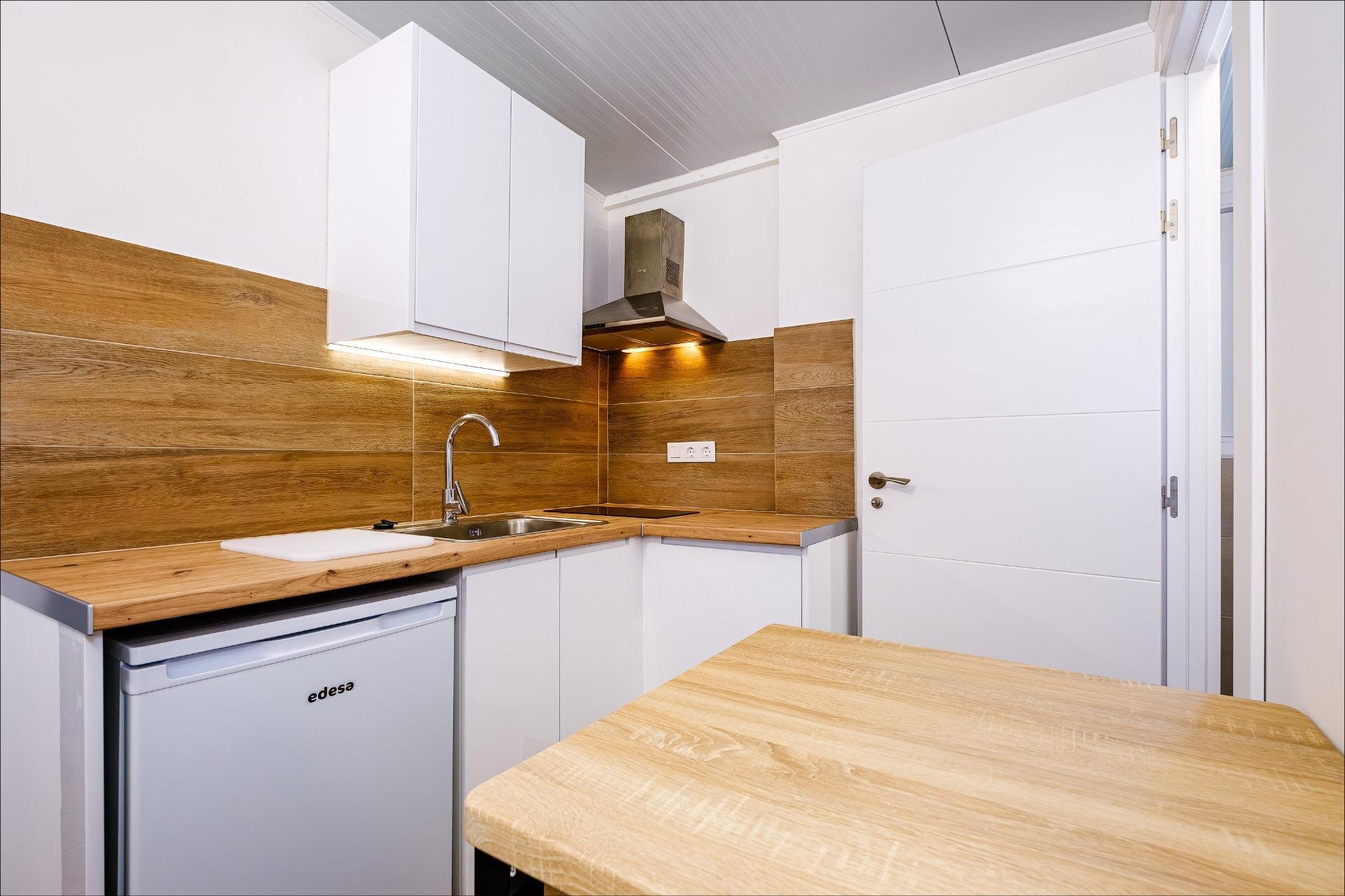 4-Bedroom Apartment in Estacion de Autobuses, Torrevieja - Image 43