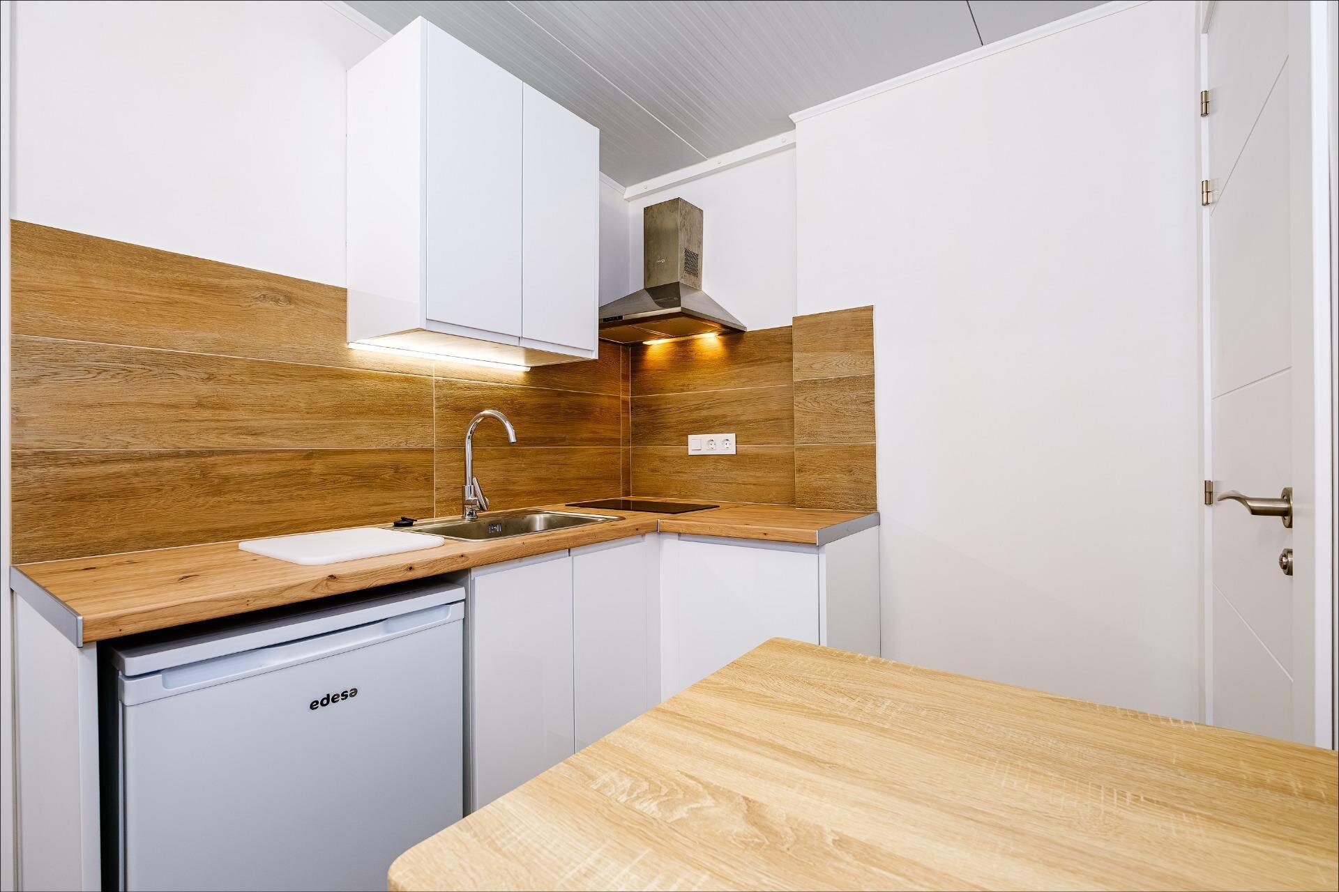 4-Bedroom Apartment in Estacion de Autobuses, Torrevieja - Image 44