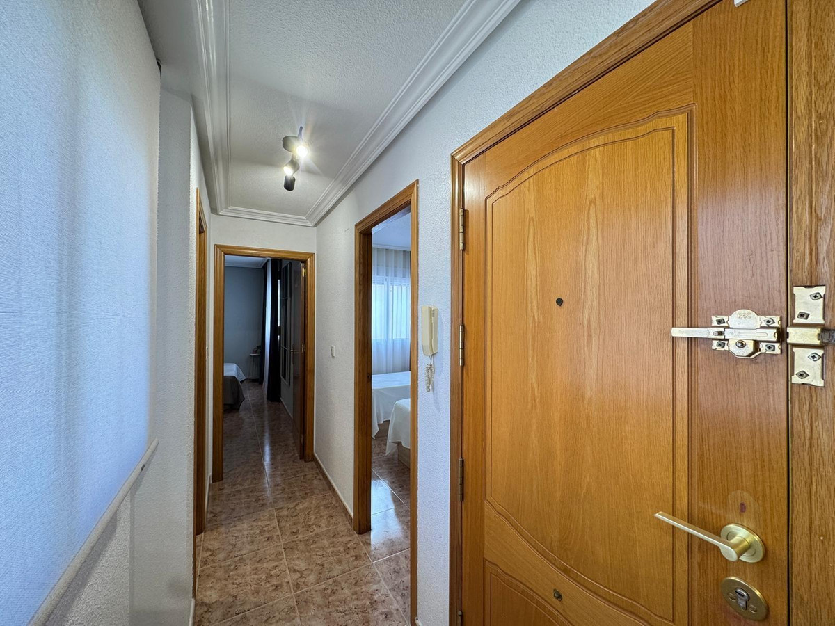 2-Bedroom Penthouse Apartment in Torrevieja | Sunny Casa... - Image 3