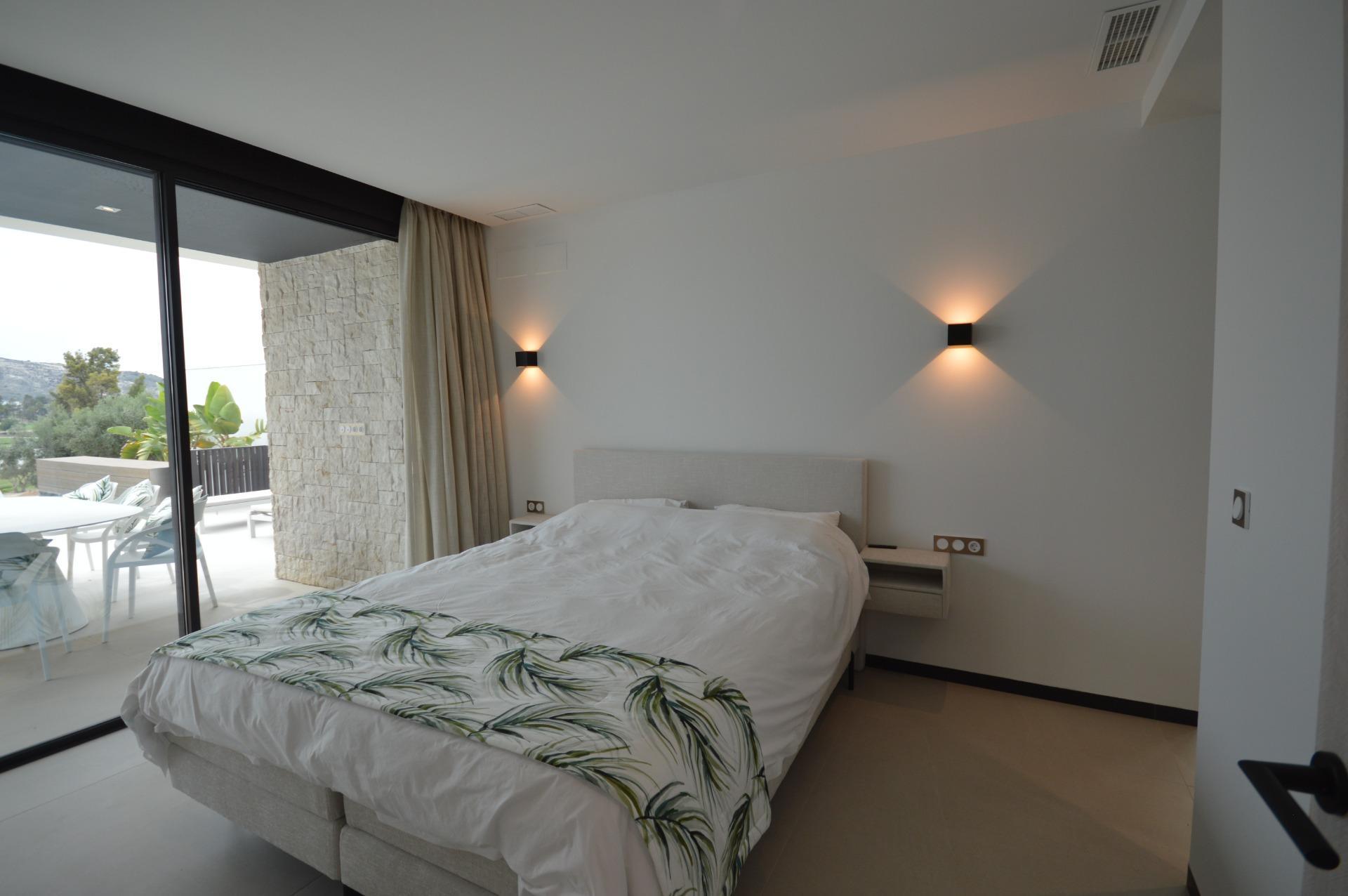 5-Bedroom Villa in Comunidad Valenciana, Algorfa - Image 21