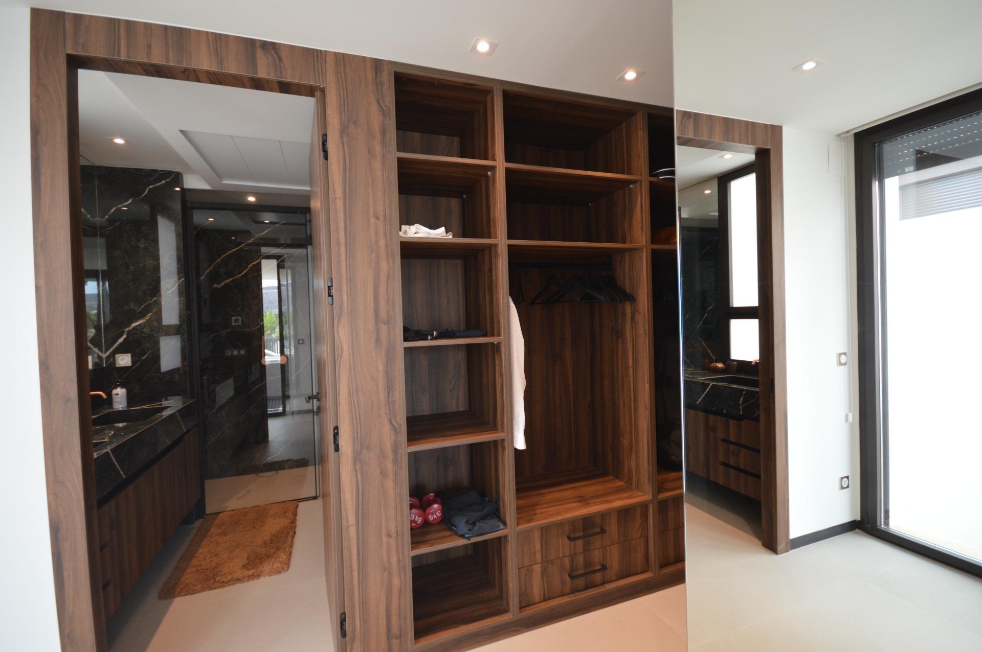 5-Bedroom Villa in Comunidad Valenciana, Algorfa - Image 22