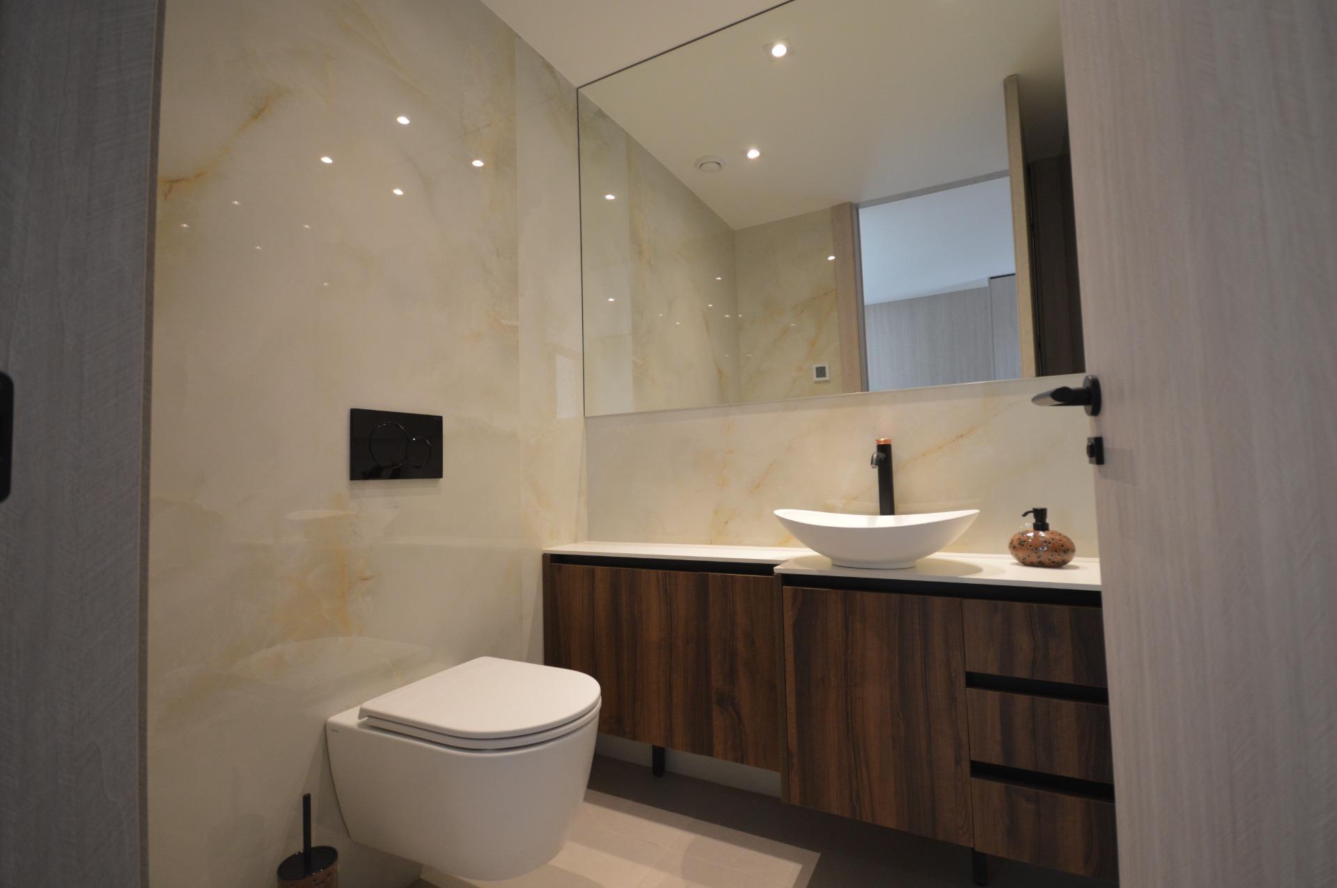 5-Bedroom Villa in Comunidad Valenciana, Algorfa - Image 23