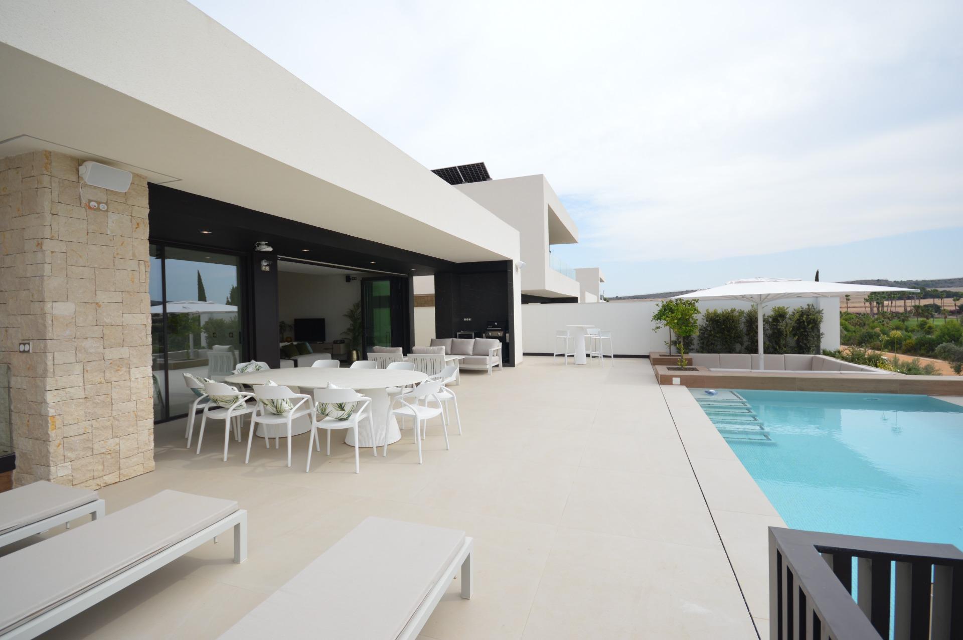 5-Bedroom Villa in Comunidad Valenciana, Algorfa - Image 41