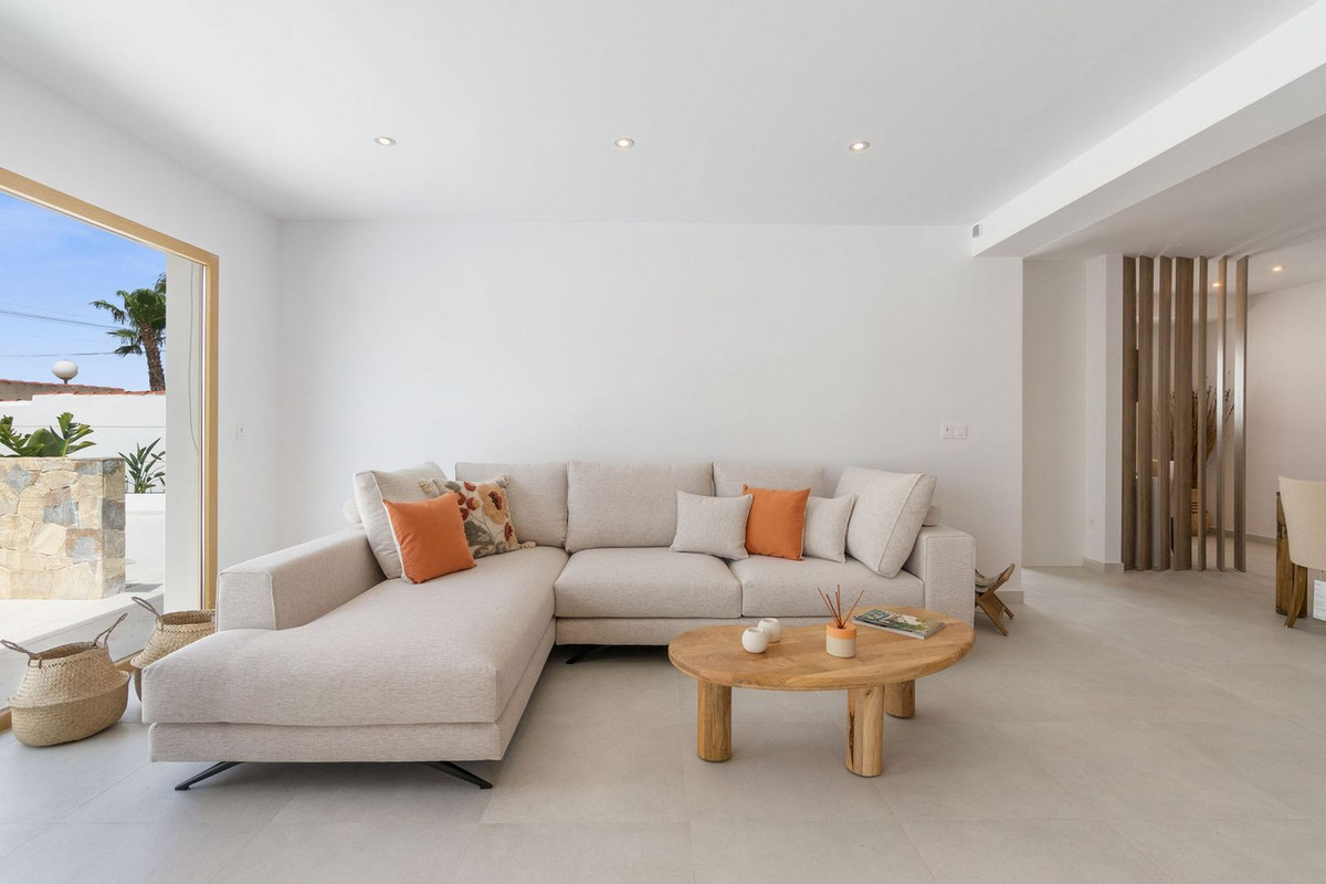 4-Zimmer Freistehende Villa in  Torrevieja | Sunny Casas ... - Image 3