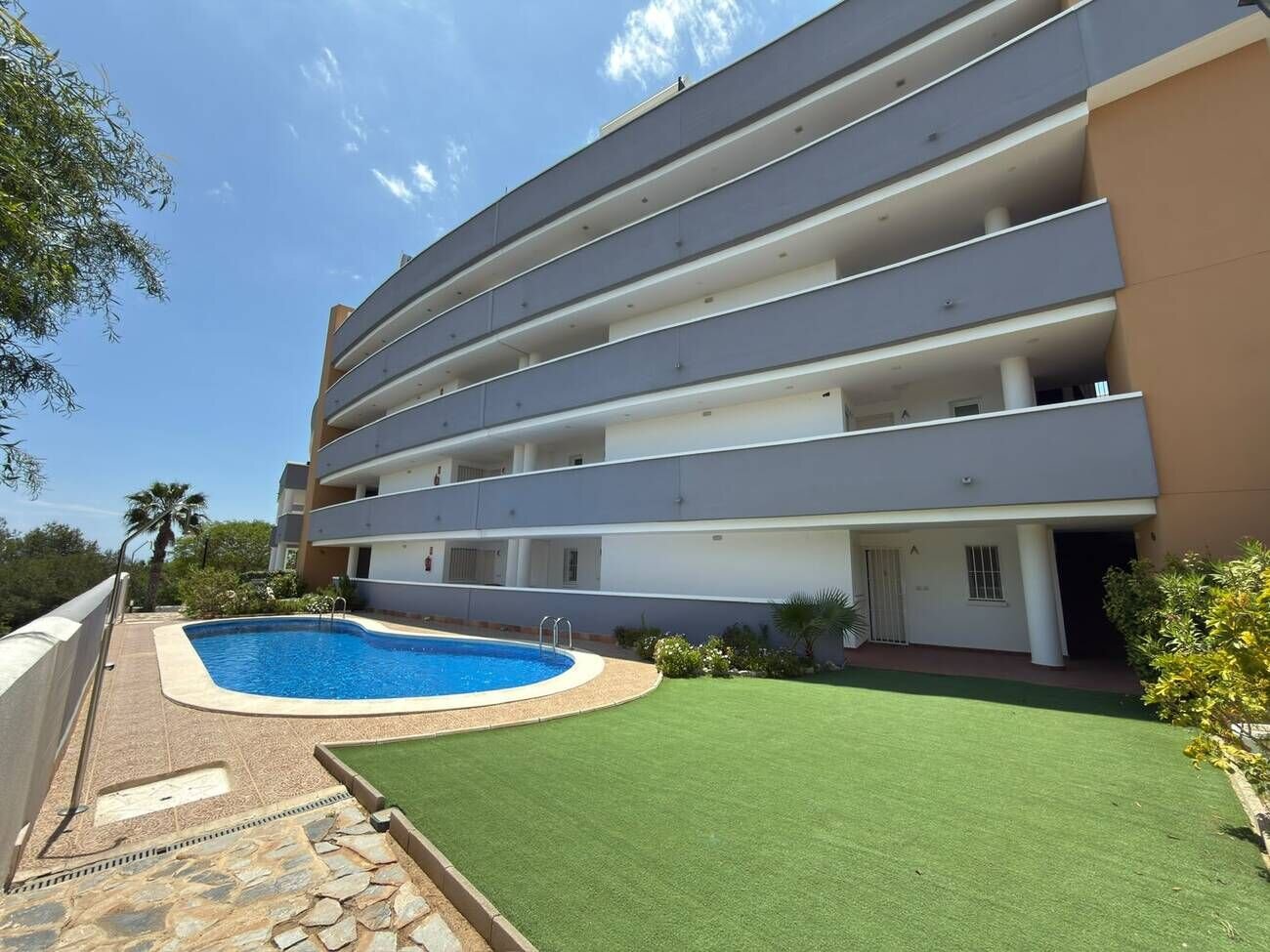 2-Bedroom Apartment in Las Filipinas, Orihuela Costa - Image 1