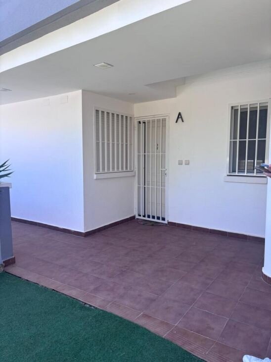2-Bedroom Apartment in Las Filipinas, Orihuela Costa - Image 15