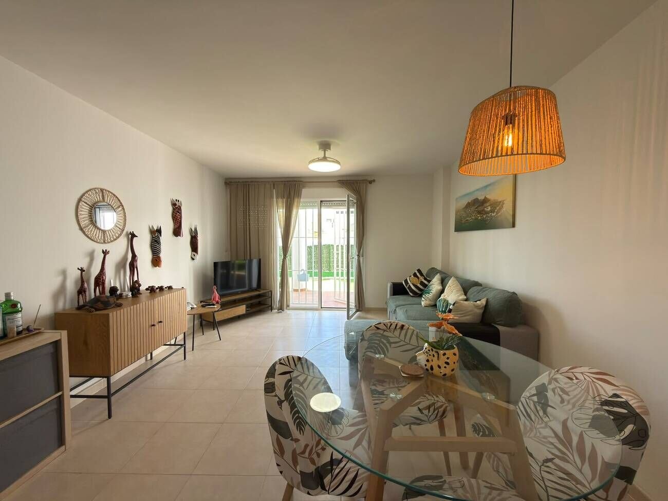 2-Bedroom Apartment in Las Filipinas, Orihuela Costa - Image 5