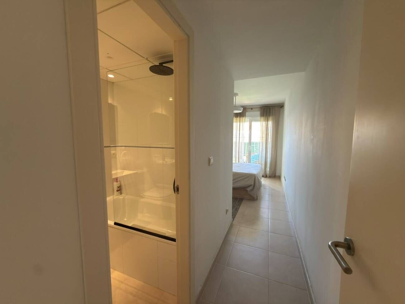 2-Bedroom Apartment in Las Filipinas, Orihuela Costa - Image 9