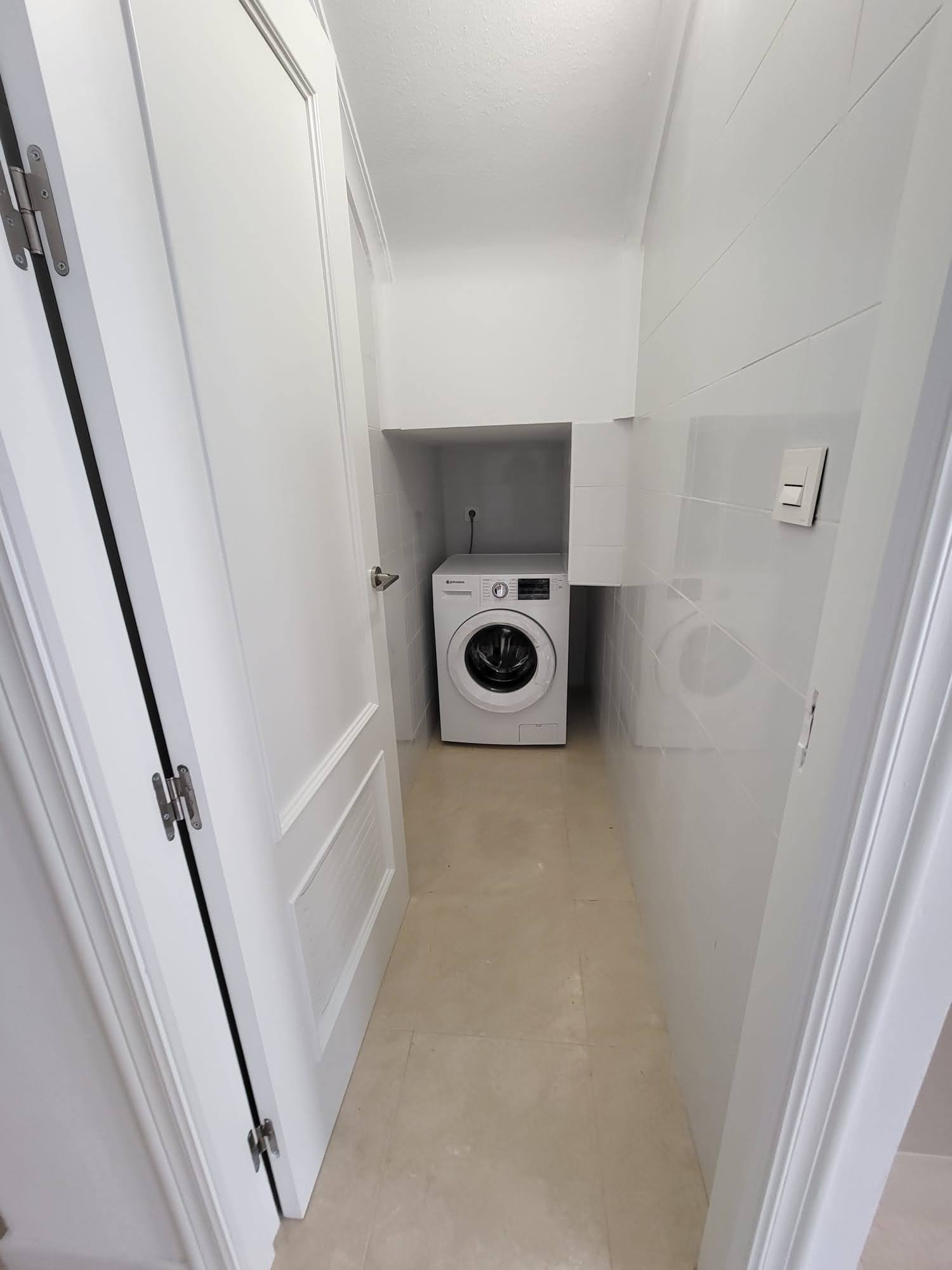 3-Bedroom House in San Miguel de Salinas - Image 15