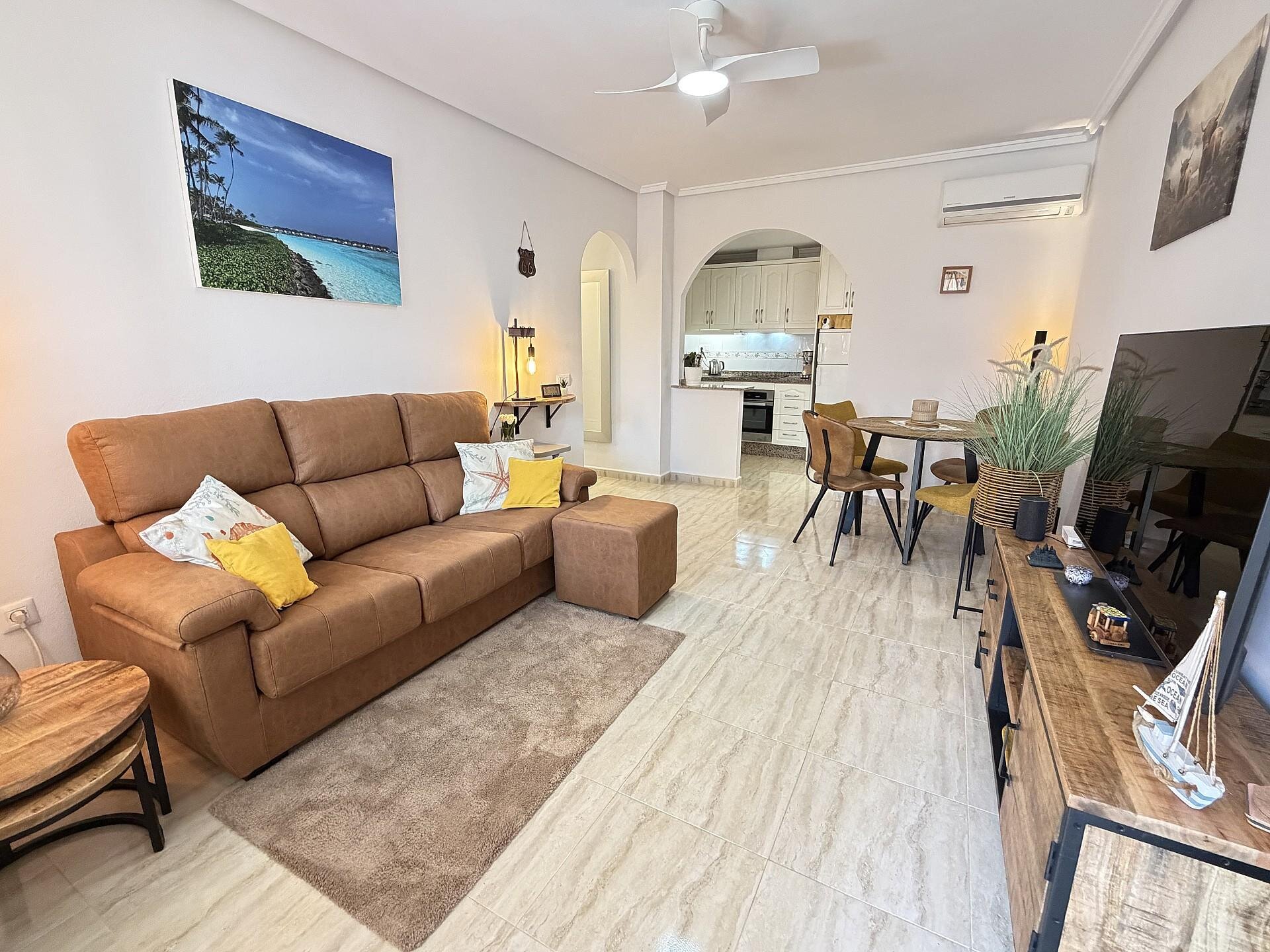 2-Bedroom Apartment in Los Dolses, Orihuela Costa - Image 10