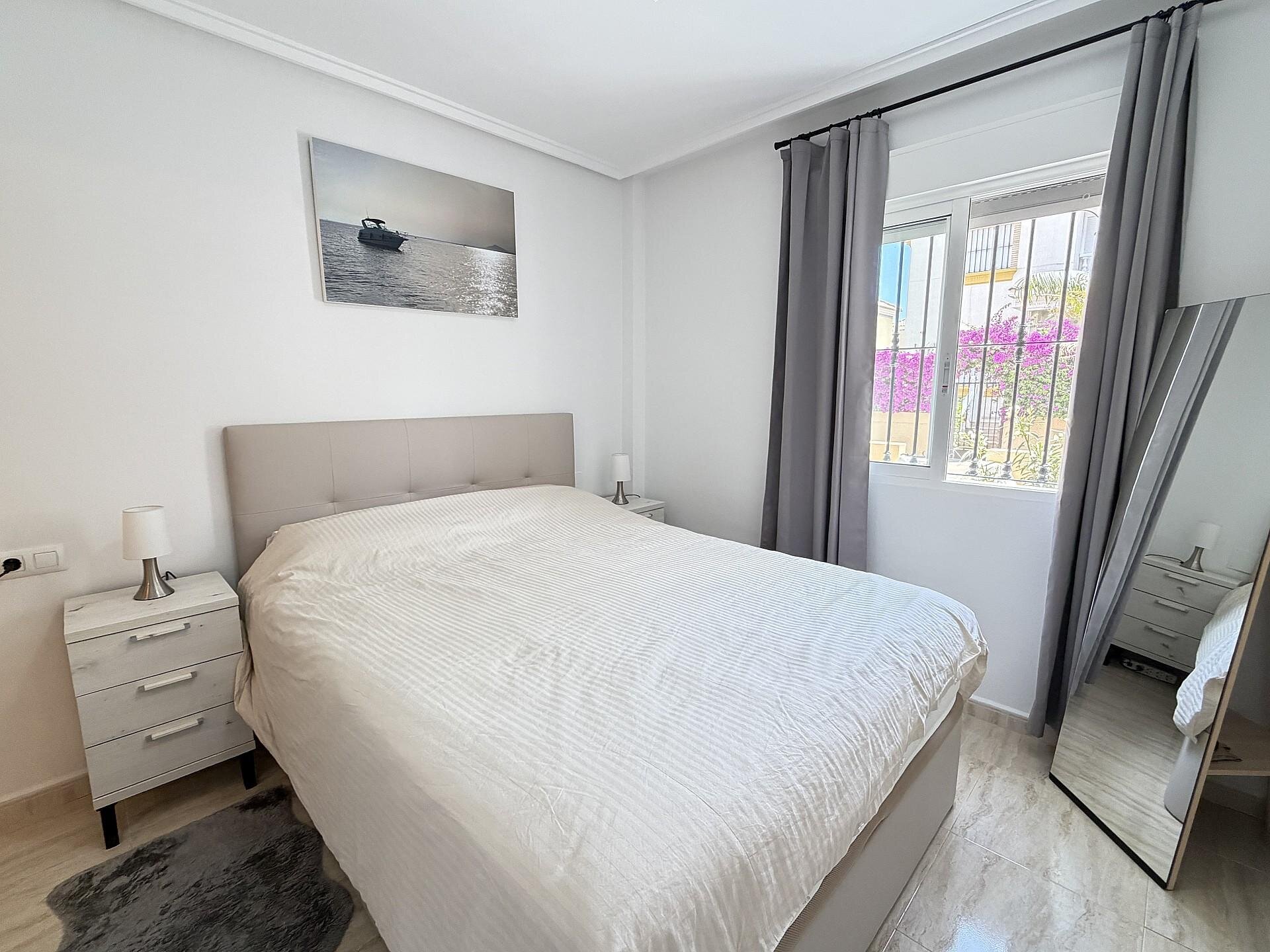 2-Bedroom Apartment in Los Dolses, Orihuela Costa - Image 17