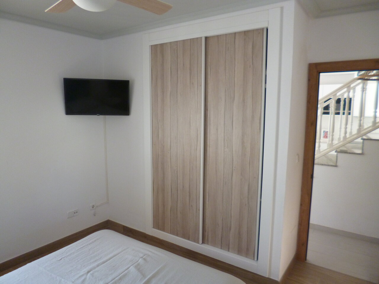 4-Bedroom Villa in Pilar de la Horadada - Image 17