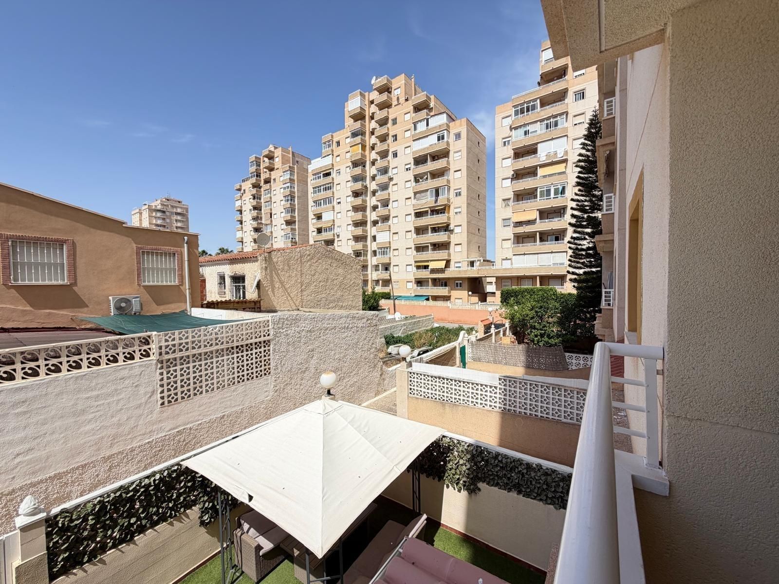 Mieszkanie z 2 Sypialniami w Playa del Cura, Torrevieja - Image 31