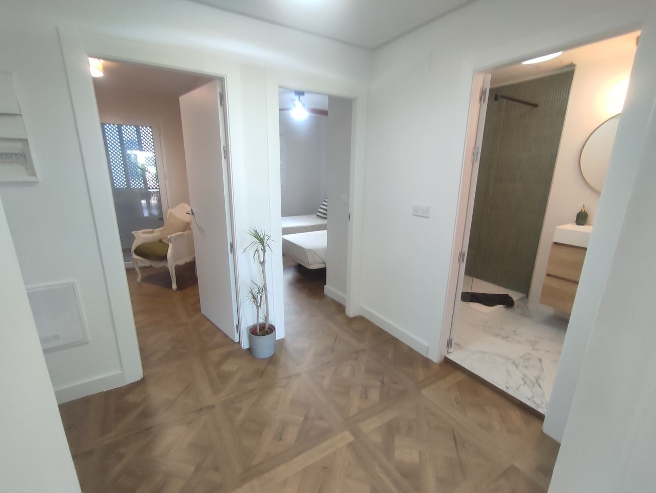 3-Bedroom Apartment in Sucina, Sucina - Image 13