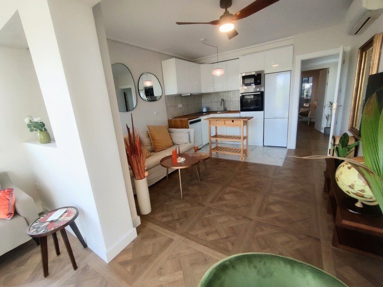 3-Bedroom Apartment in Sucina, Sucina - Image 3
