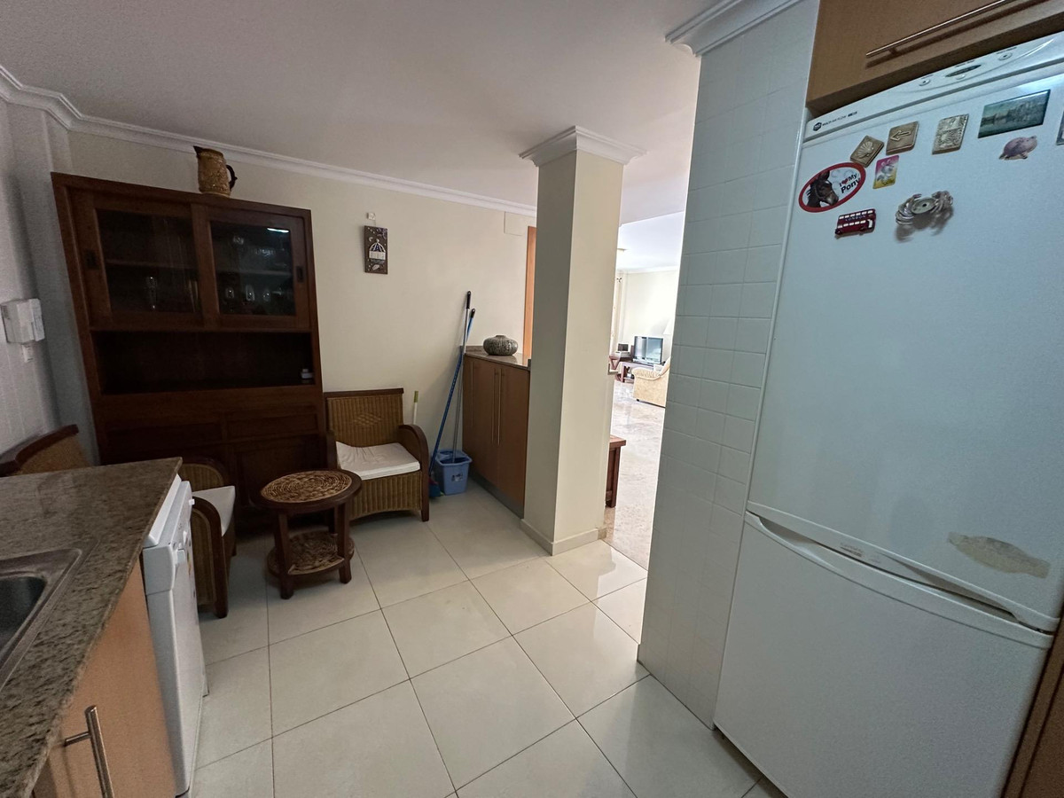2-Bedroom Middle Floor Apartment in Altea | Sunny Casas ... - Image 10