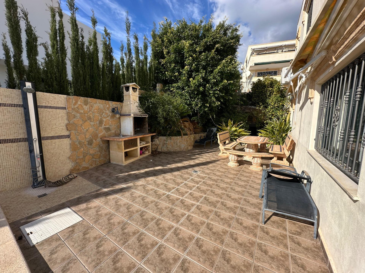 2-Bedroom Middle Floor Apartment in Altea | Sunny Casas ... - Image 19