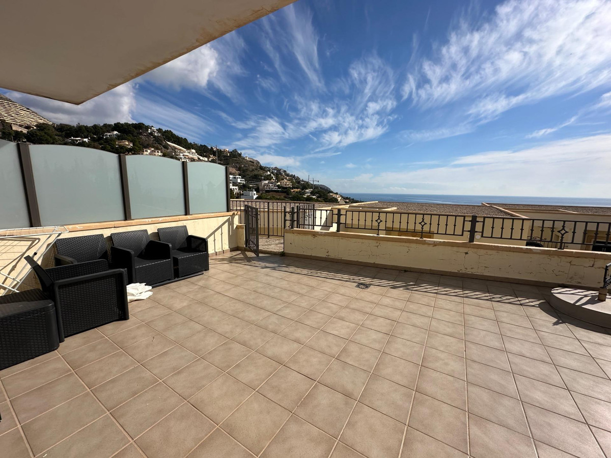 2-Bedroom Middle Floor Apartment in Altea | Sunny Casas ... - Image 3
