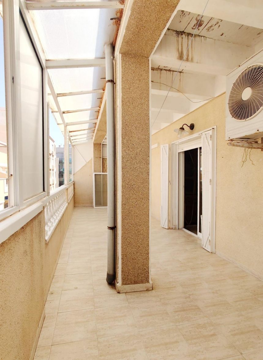 3-Bedroom Penthouse in Centro, Torrevieja - Image 26