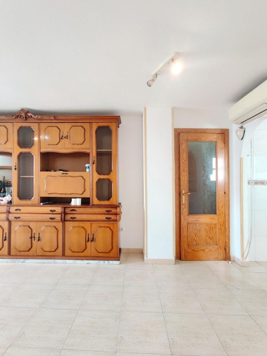 3-Bedroom Penthouse in Centro, Torrevieja - Image 5