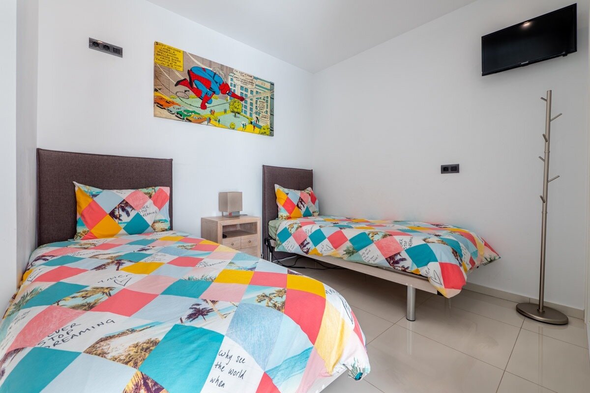 3-Bedroom Villa in Comunidad Valenciana, Almoradi - Image 20
