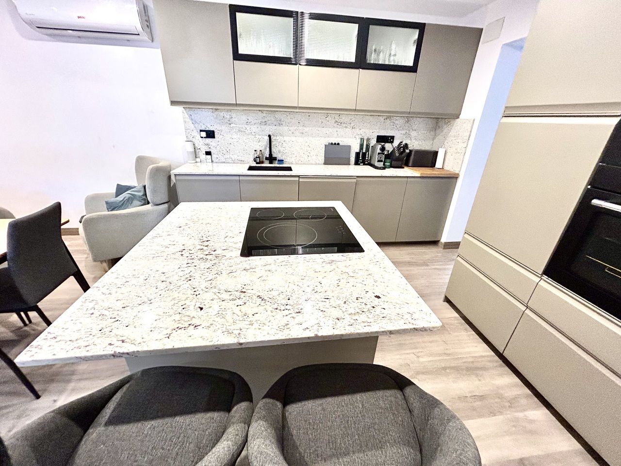 4-Bedroom House in Pueblo 9, San Miguel de Salinas - Image 6