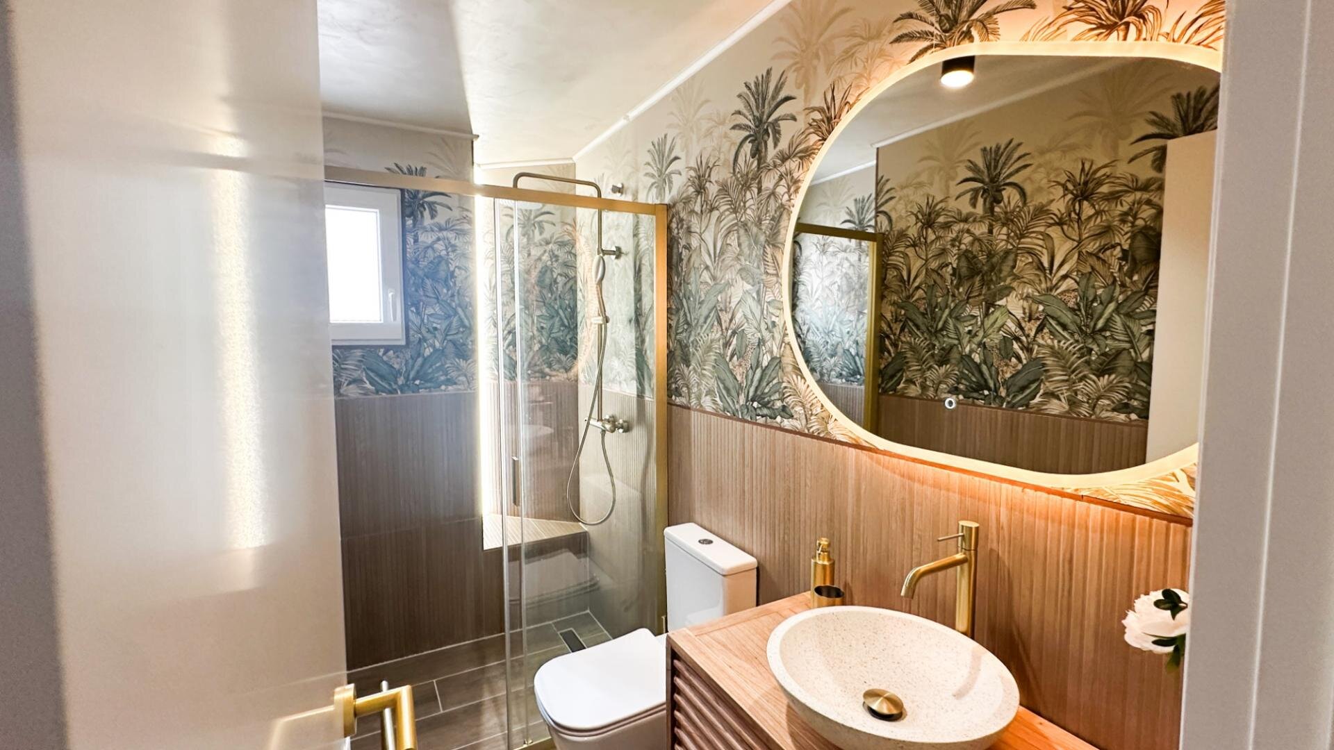 2-Bedroom Apartment in Centro, Torrevieja - Image 19