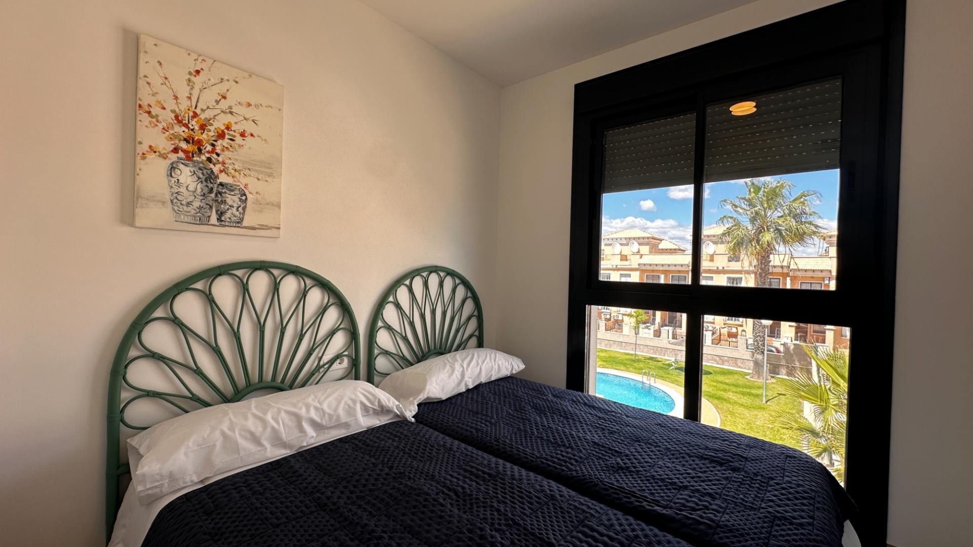 Apartment in Orihuela Costa - Image 17