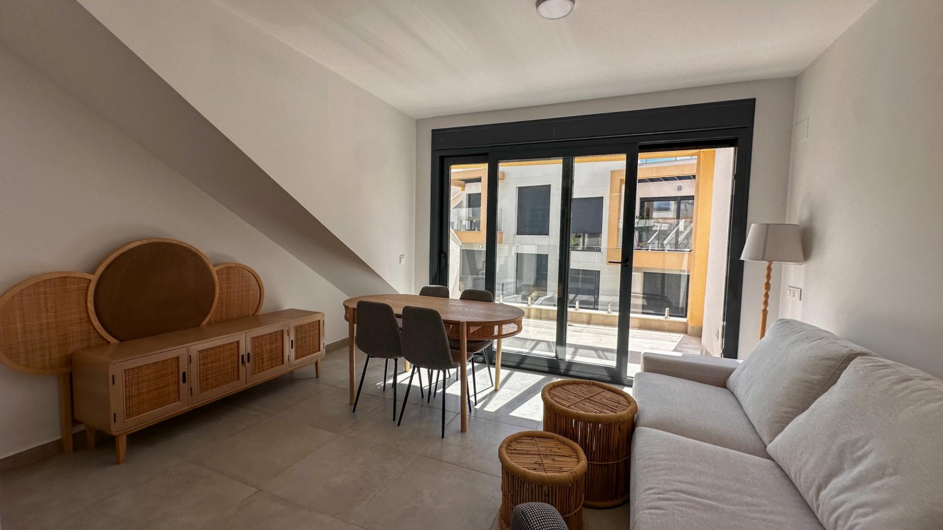 Apartment in Orihuela Costa - Image 9