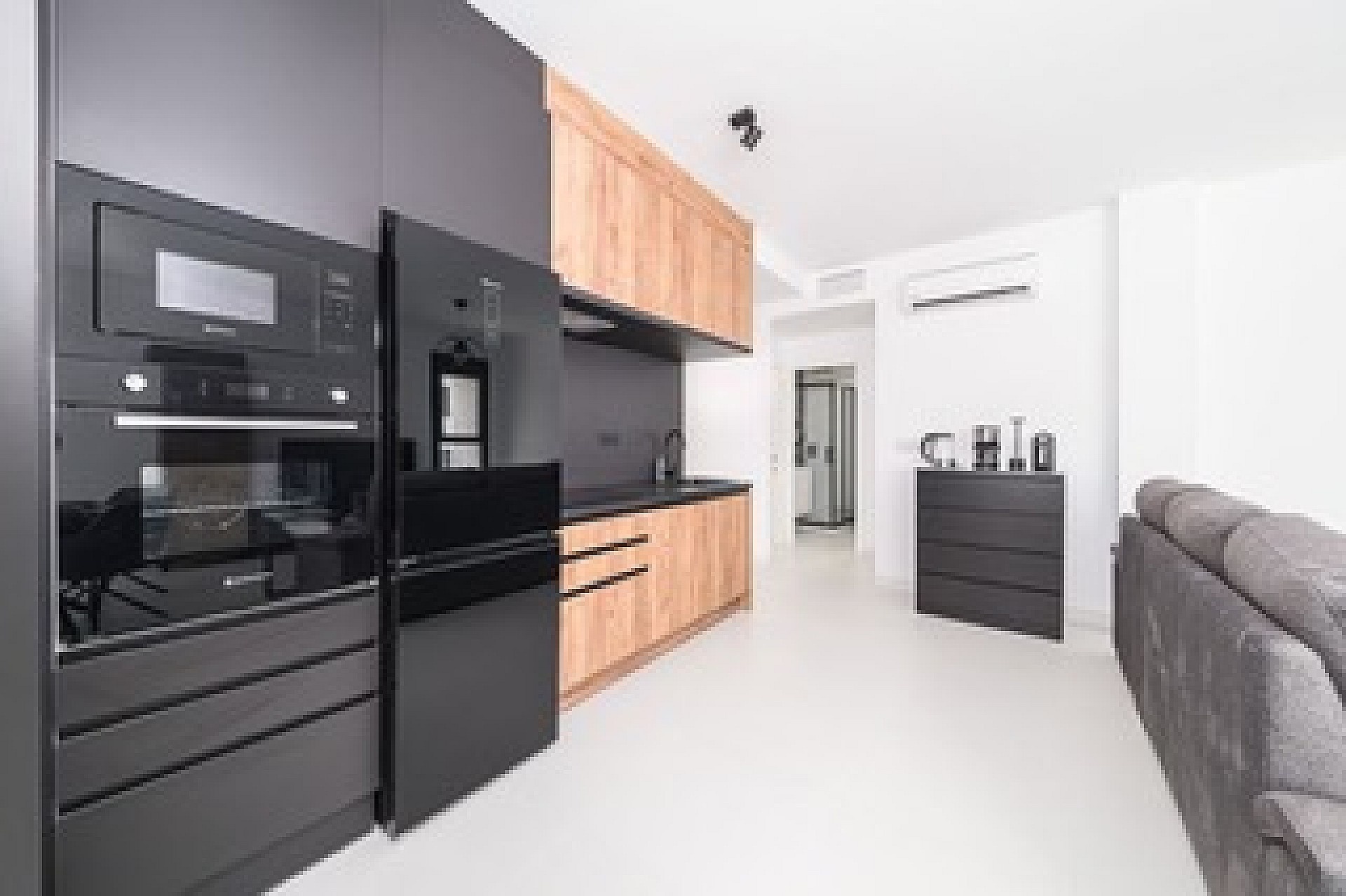 3-Bedroom Apartment in Pueblo, San Miguel de Salinas - Image 6
