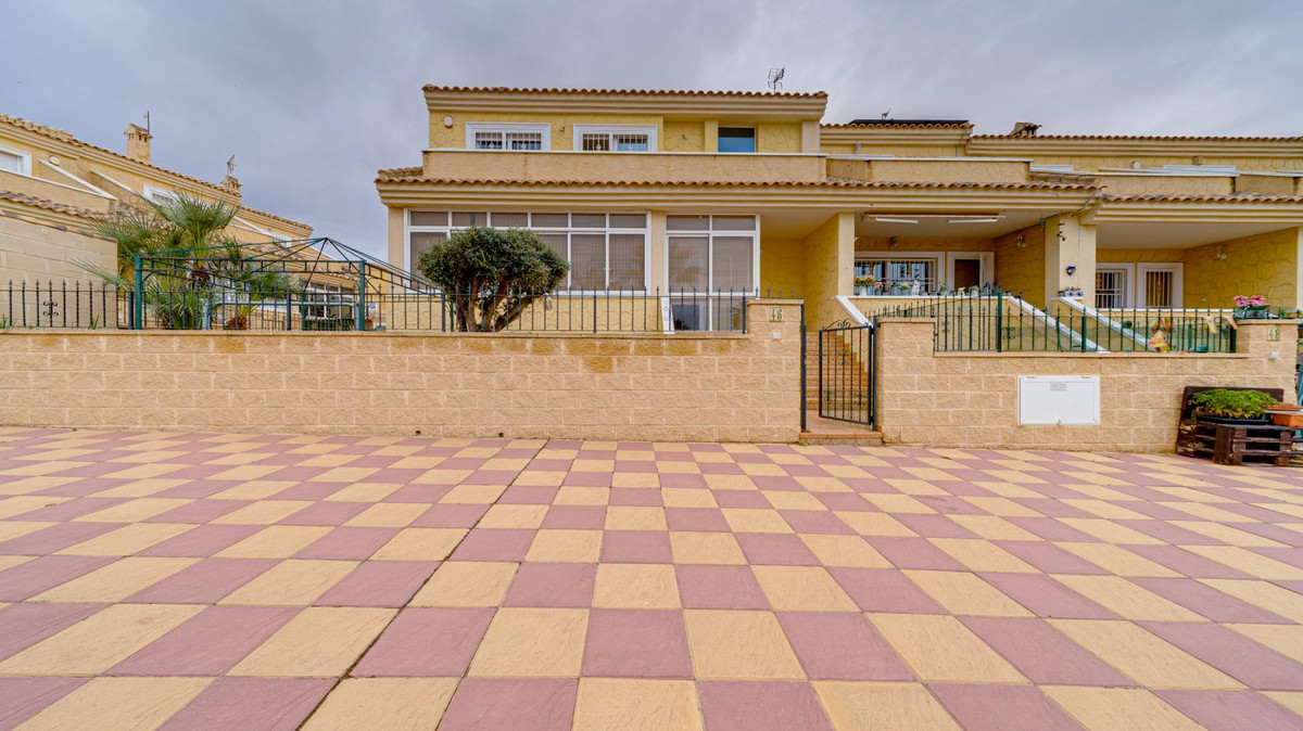 Bungalow z 5 Sypialniami w, Torrevieja | Sunny Casas - Ni... - Image 15
