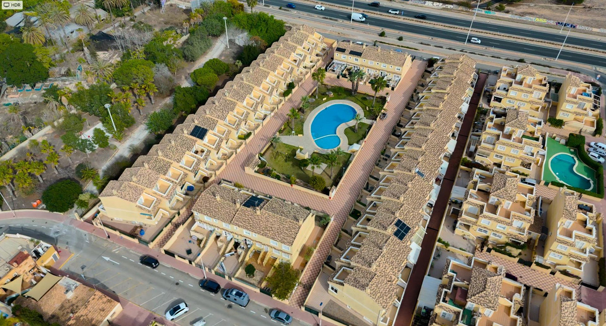 Bungalow z 5 Sypialniami w, Torrevieja | Sunny Casas - Ni... - Image 2